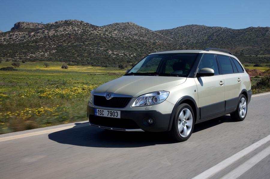  Skoda Fabia Scout 2011 года  (фото 3 из 13)